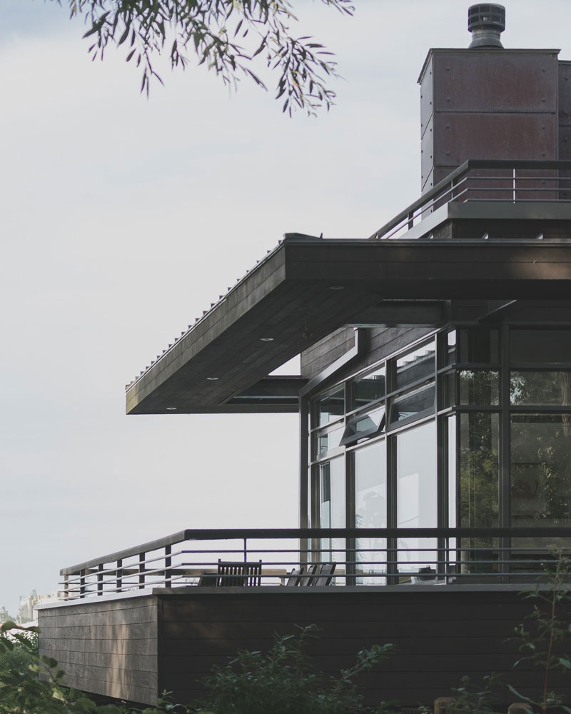 Casa residencial com quintal amplo